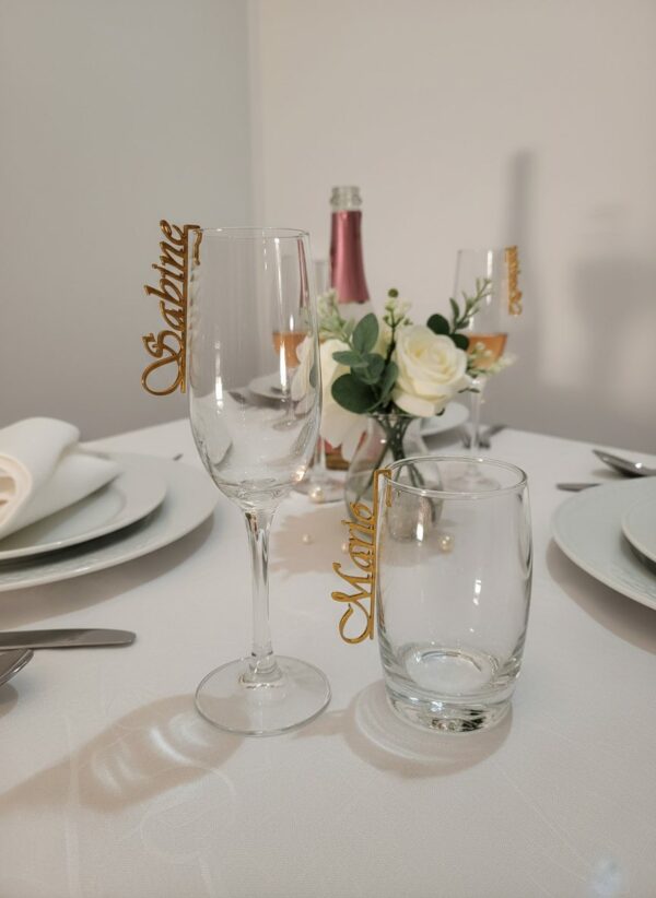 R.J. Getränkeanhänger Glaszauber