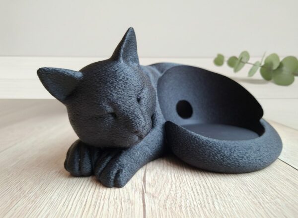 Alexa-Echo-Dot-Katze-mit-Fell-